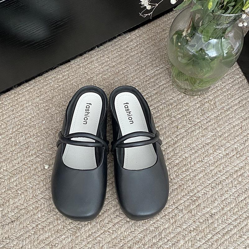 2024 Factory Direct Delivery of New Daily Casual Home Outwear Lightweight Women's Half Cool Slippers PVC Pointed Slippers
