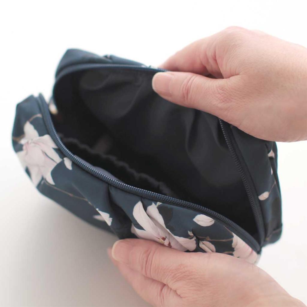 Wedgwood Magnolia Pouch (Navy) Women's 000234-0001-02