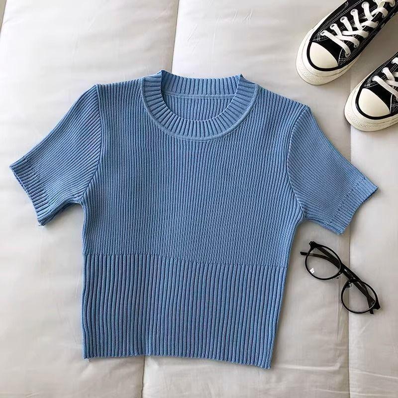 Women's Round Neck Slim-Fit Knitted Pullover: Short Sleeve, Straight Shoulders, Niche Design, Figure-Flattering
