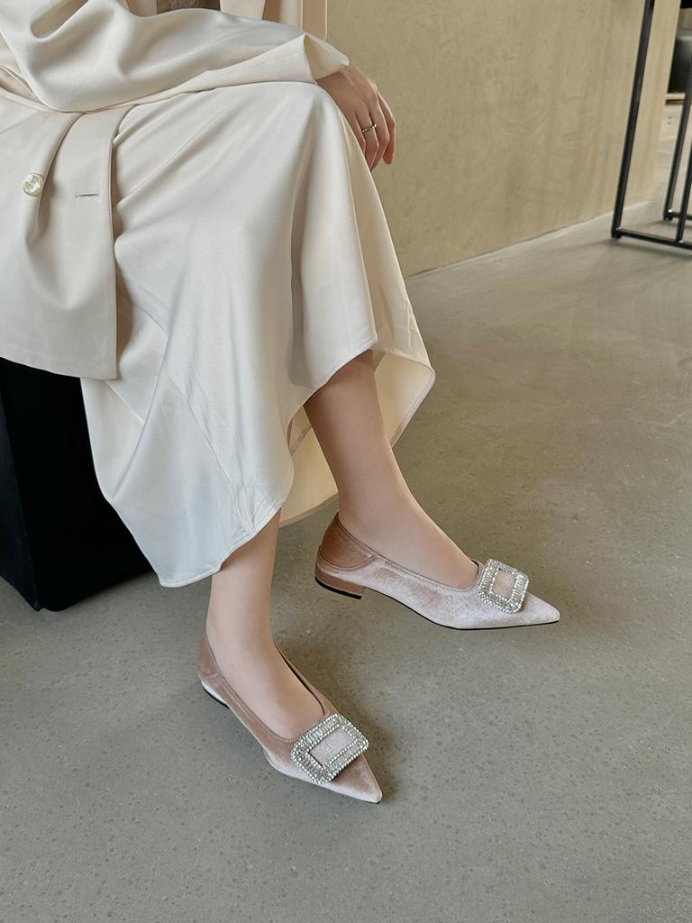 fashion Pointed Toe Women Flats Autumn Dress Shoes Low Heeled Rhinestone Buckle Beige/Wine red/Black Casual Daily Loafers Size 35-39