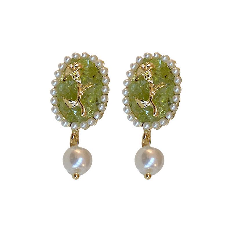 Silver Needle Fresh Flower Pearl Stud Earrings – Sweet, Versatile Fashion for Women