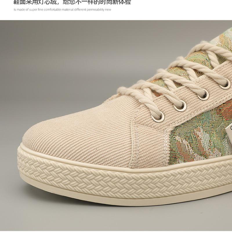 Fashion Men's Casual Slippers Thick-soled Comfortable Walking Shoe Fashion Closed-toe Half-slip Shoes for Men Summer Breathable Loafers