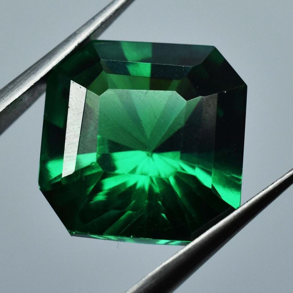 8.15 Ct AA++ NATURAL Best Green Garnet SQUARE Cut Loose Gemstone