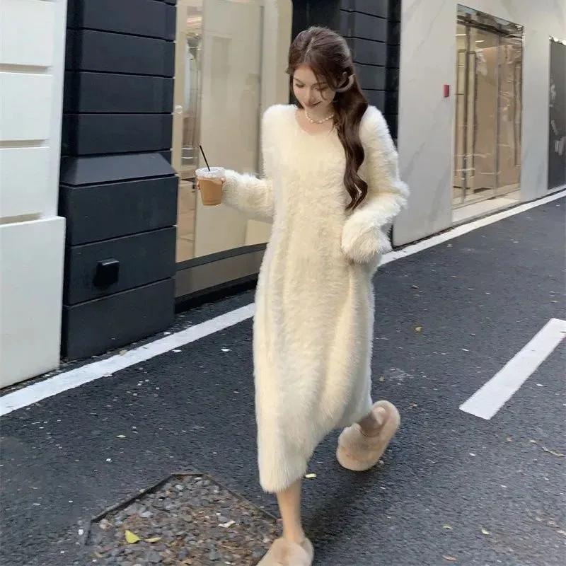 Sonbahar/Kış Bol Popüler Pembe Taklit Vizon Polar Bol Diz Boyu Uzun Kürk Elbise Kadın Pijama Elbise Düz Renk
