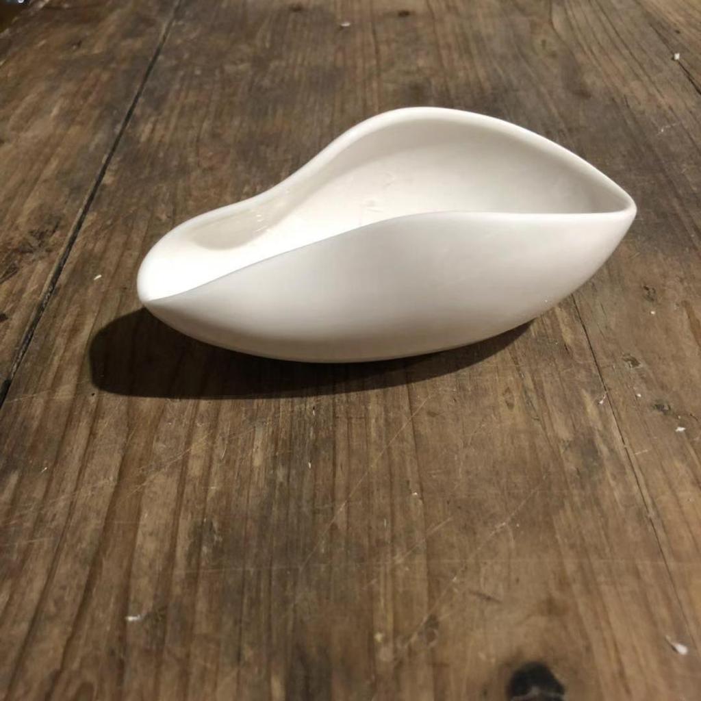 White and Blue Porcelain Tea Scoop - Gongfu Tea Ceremony Accessory