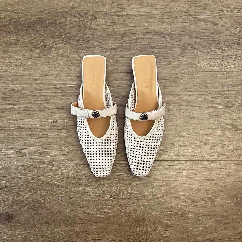 

Модные плетеные мюли с плоской подошвой и узким квадратным носком для женщин, летние слипоны в повседневном и дышащем римском стиле для улицы 35