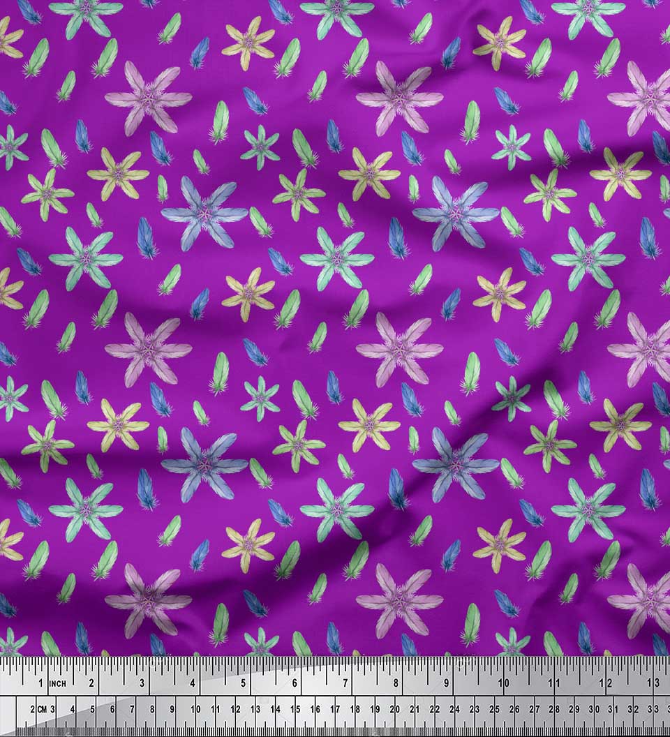 

Соймоі чорна японська креп-атласна тканина з принтом із пір’ям Тканина на метри 42 дюйми 42 Inch Wide - Poly Crepe фіолетовий