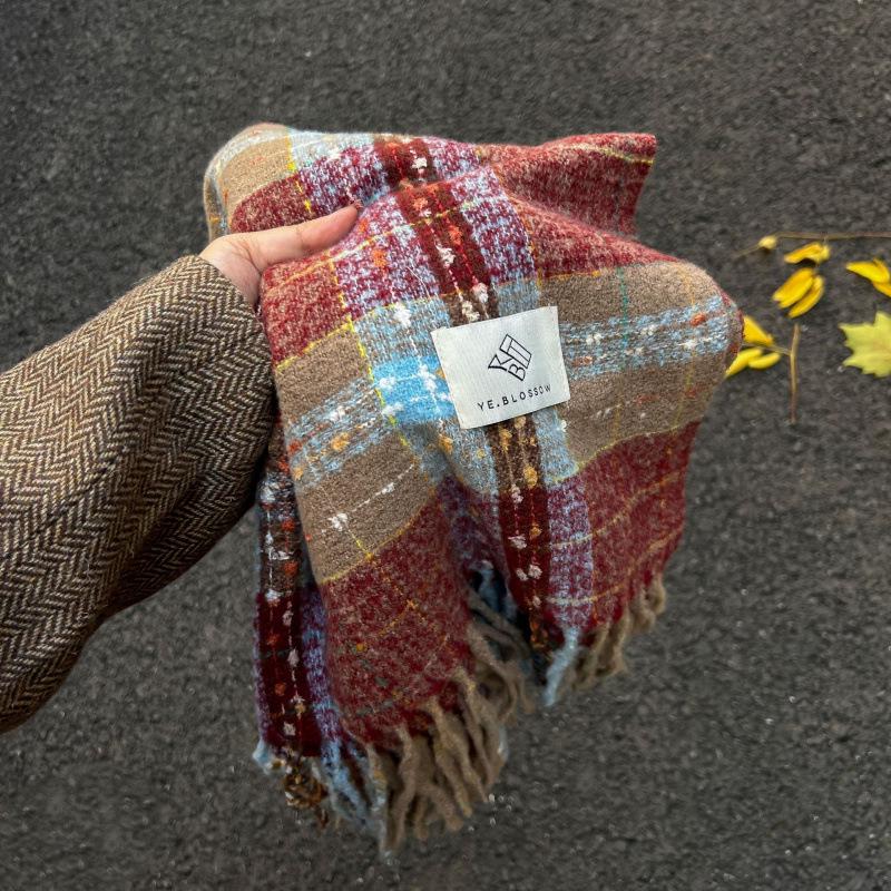 High-End Plaid Shawl for Women - 2025 Autumn/Winter Korean Style Thickened Imitation Cashmere Scarf