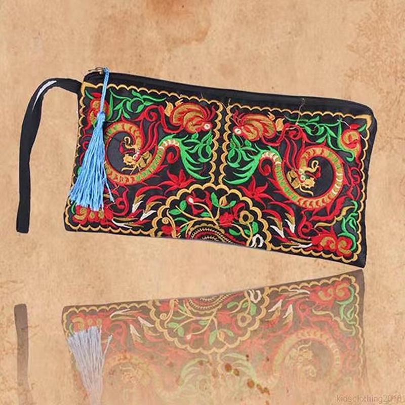 Vintage Ethnic Style Embroidered Clutch Bag Retro Wallet Clutch Bag Female Handbag Dinner Carrying Bags Phone Bags