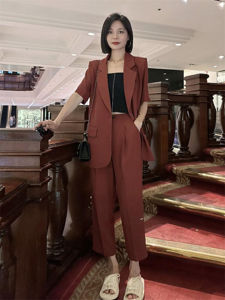 Plus Size Korean Style Women's Summer Suit: Thin Casual Jacket with Nine-Point Pants
