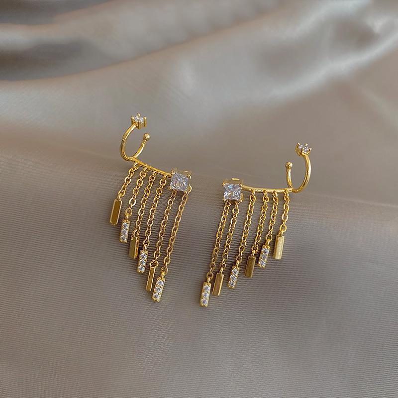 

New Unusual Ear Clip and Stud One Piece Tassel Dangle Earring Fashion Korean Women Jewelry Luxury PARTY SEXY Accessories Earring