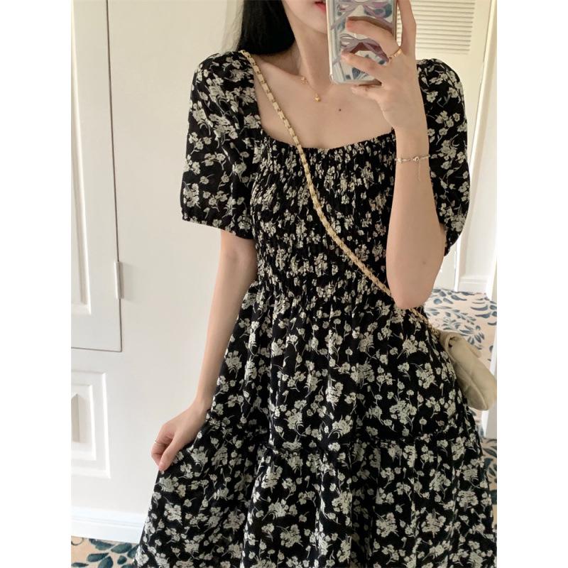 Plus Size French Bubble Sleeve Square Neck Summer Dress - Slimming Hepburn Style Little Black Dress