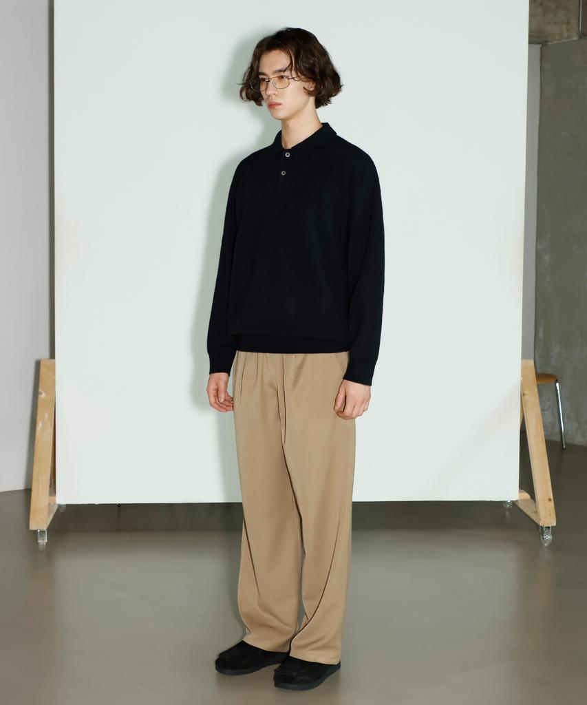 SIGNATURE Soft Semi-Overfit Collared Knit [Black]