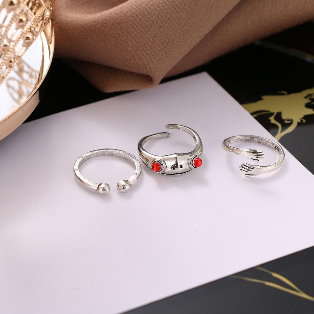 2024 Retro Tier Frosch Ring Dreiteiliger Kaltwind Persönlichkeit Ring Punk Stil Ring Mode Neutral Trend