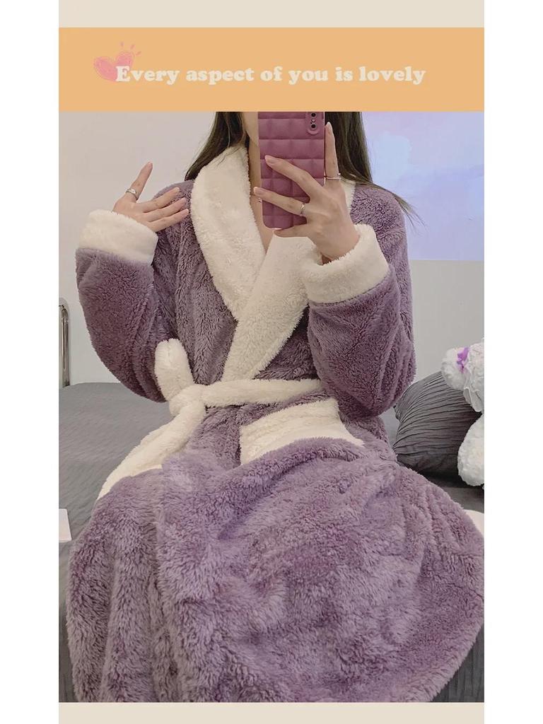 Acogedor Albornoz de Forro Polar Coral Morado Hada - Largo, Grueso, Lindo para Estar en Casa para Otoño e Invierno