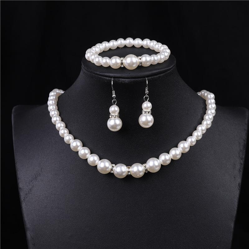 8MM ABS Glass Pearl Shell Pearl Women's Elegant Clavicle Chain with Yuanbao Buckle