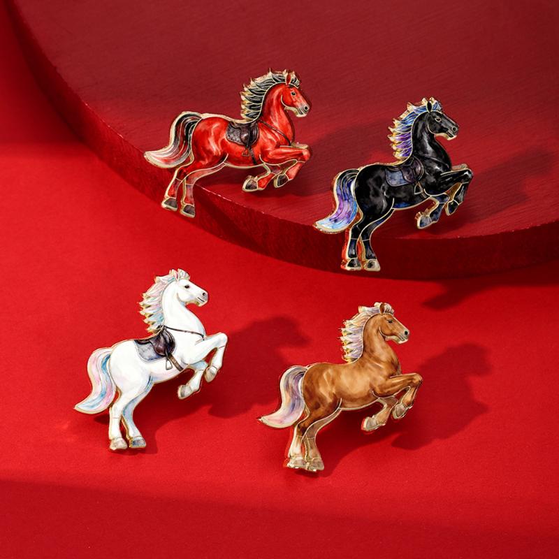 1/4Pcs Cute Cartoon Pony Metal Brooches Zodiac Horse Badge Pins Clothing Backpack Accessories For Women Men Year Gift