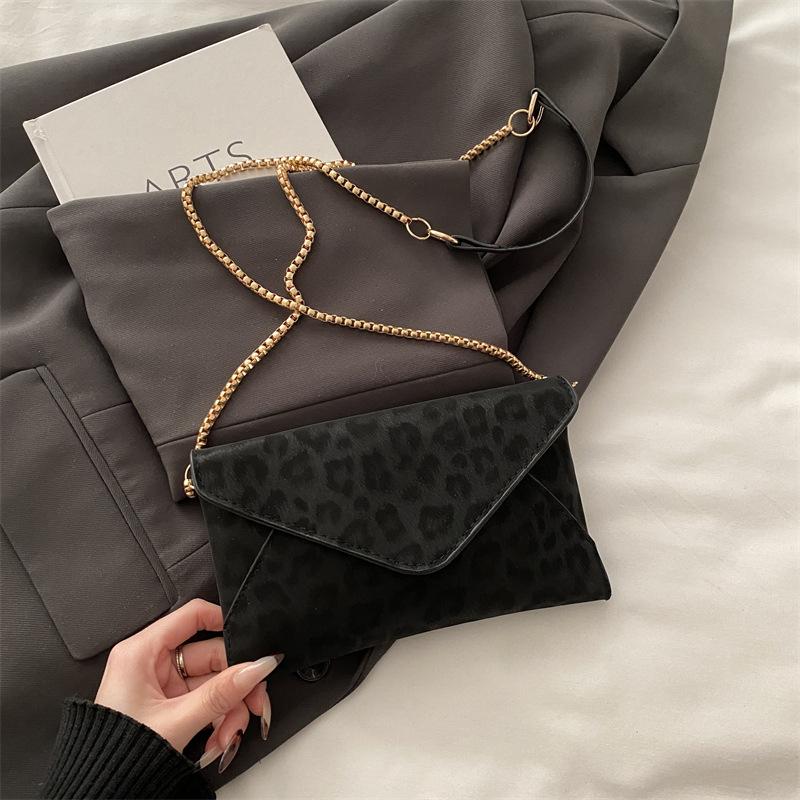 New Leopard Print Shoulder Bag Women Fashi Crossbody Messenger Bag Retro Chain Comfortable and Versatile Texture Phe Bag чёрный