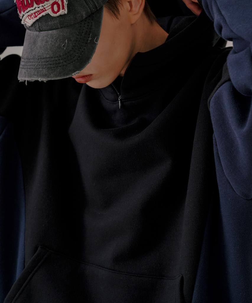 Divide Neck-Up Fleece Hoodie Black Shhd6685