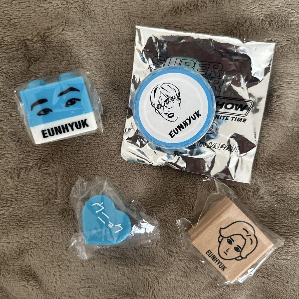 [USED] SUPERJUNIOR EUNHYUK Rare Goods Set