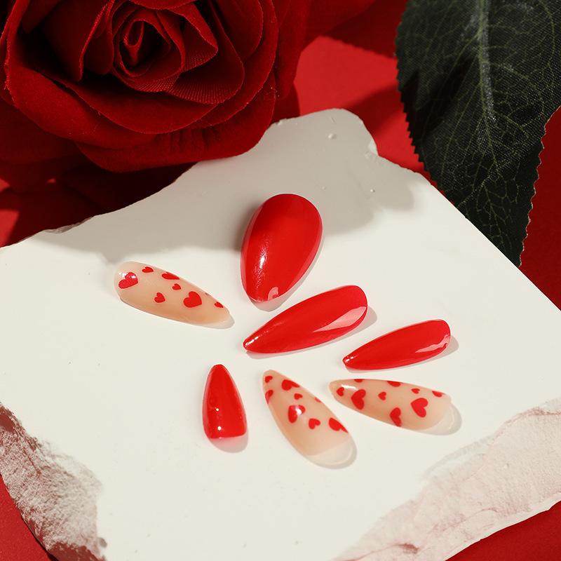 Valentinstag Rotes Herz Nagelkunst - Tragbare Nagelspitzen & Falsche Nageltattoos