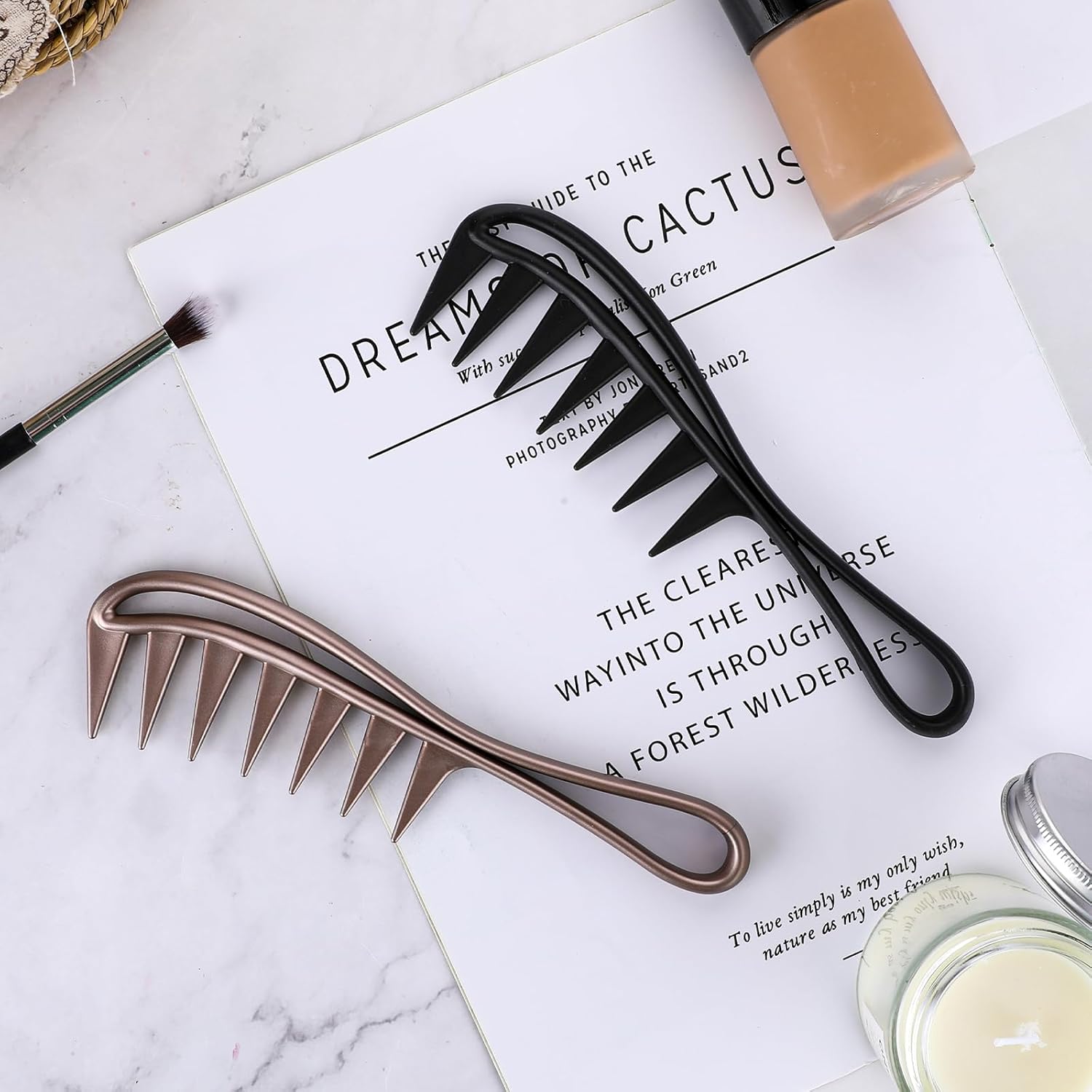 Wide Tooth and Large Texture Comb, Durable Plastic Anti-Static Shower Comb with Shark Teeth Design for Wet Hair, Waves, Wigs - Professional