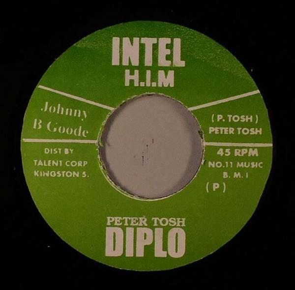 

7-дюймовая пластинка PETER TOSH Johnny B Goode НЕТ Intel Diplo Ямайка Регги Ска Даб Б/У