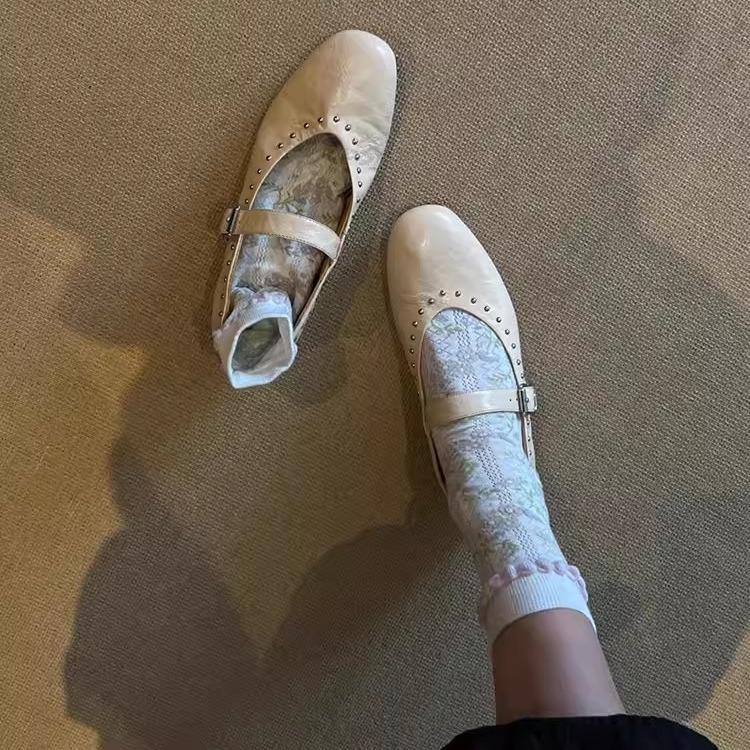 Sheepskin Version~ Retro Leather Round Head Shallow Mouth Mary Jane Shoes Women's Versatile Flat Bottom Rivets One Word with Commuter Shoes
