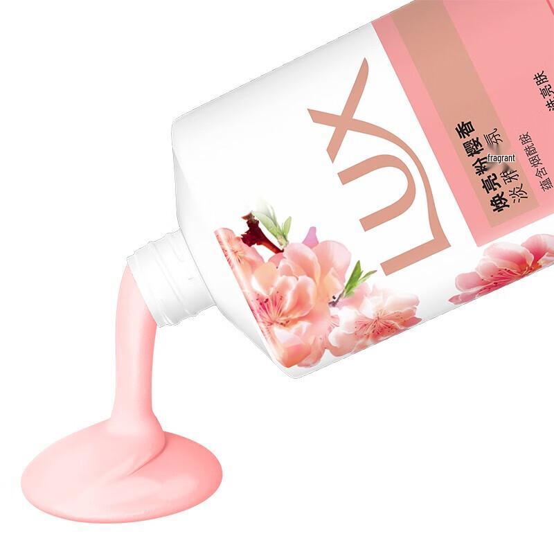 LUX Brightening Pink Cherry Blossom Shower Gel