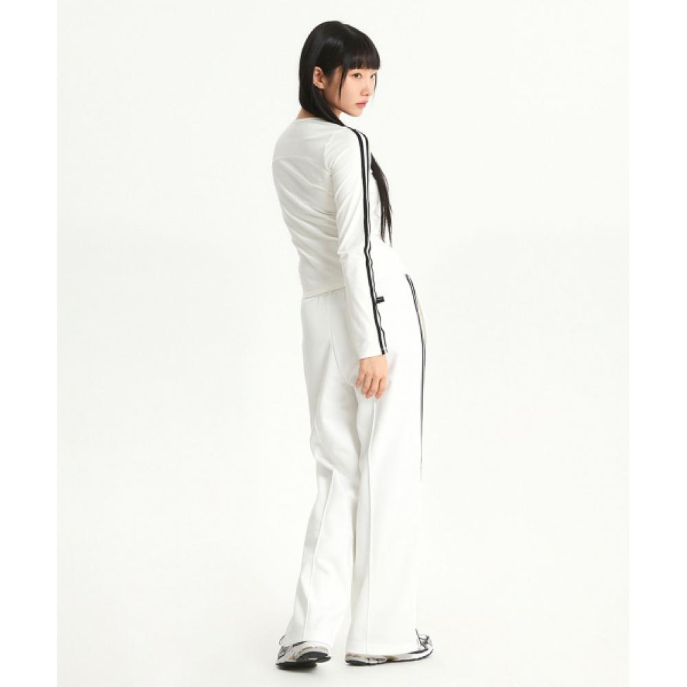 New Balance Nbnde4w142 Women Track Long Sleeve Tee  Ivory 