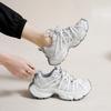 Neue dicke Sohle Riemen Dad Shoes Frühling und Sommer Füße zeigen kleines Spinnennetz atmungsaktive lässige Sneaker