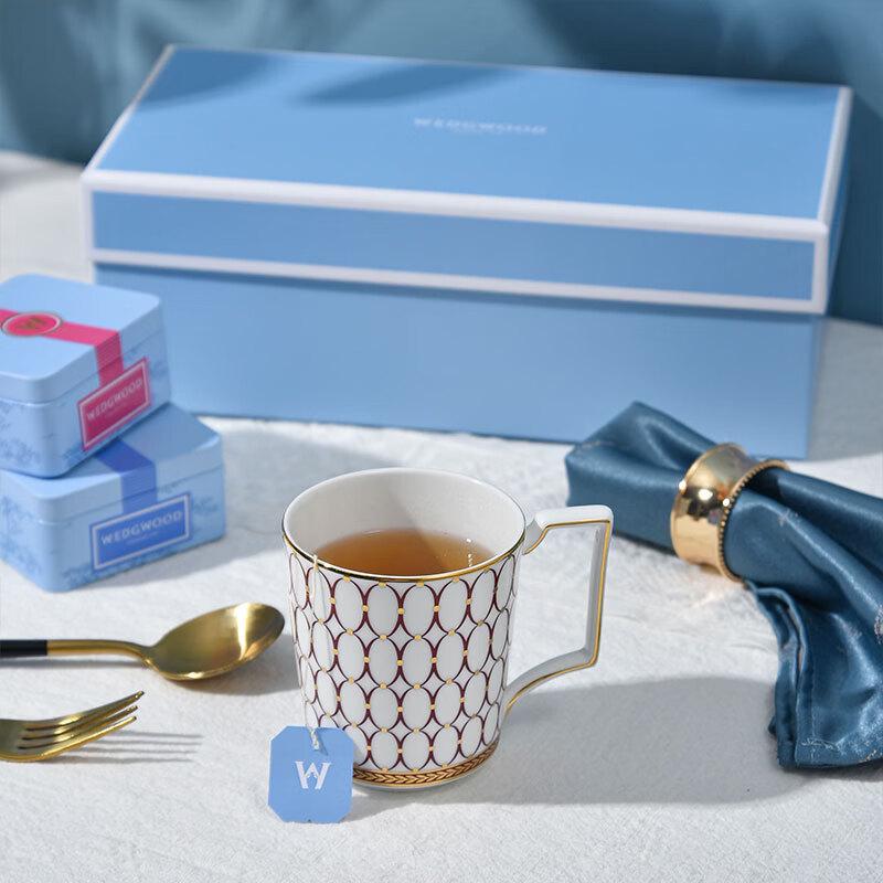 Wedgwood Gold Dust Gilded Red Mug and Tea Caddy Set