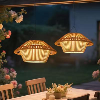 Solcelle utendørs hengelampe USB-oppladbar Bambus Rattan Lykt IP65 Vanntett Hagedekorasjon Lampe for Paviljong Terrasse Bakgård