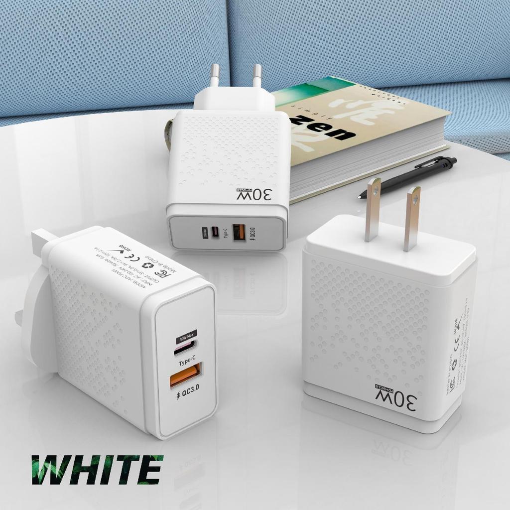 High-Power Multi-Port Universal PD Charger with US/EU Plug