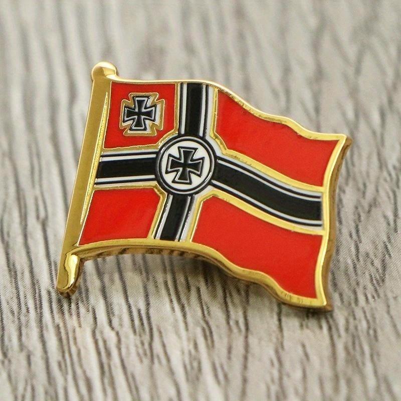 Croce Prussiana Bandiera Emblema Bandiera di Battaglia Tedesca Spilla Smaltata con Distintivo a Croce