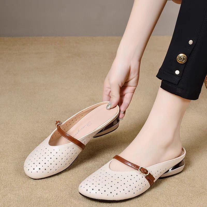 Perforated hollow middle heel comfortable thick heel sandals women's summer color matching hollow sandals round head fashion shoes