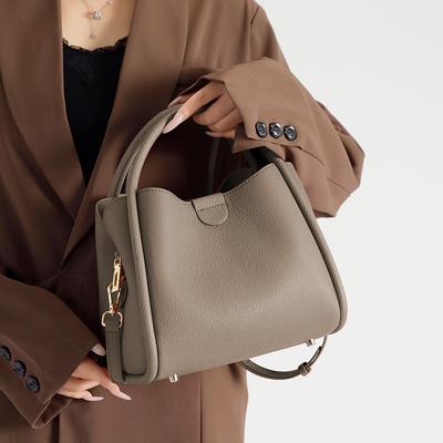 Dámská taška přes rameno z pravé kůže, luxusní, z hovězí kůže, nová jarní, všestranná, s jedním ramenem, crossbody, příruční košík