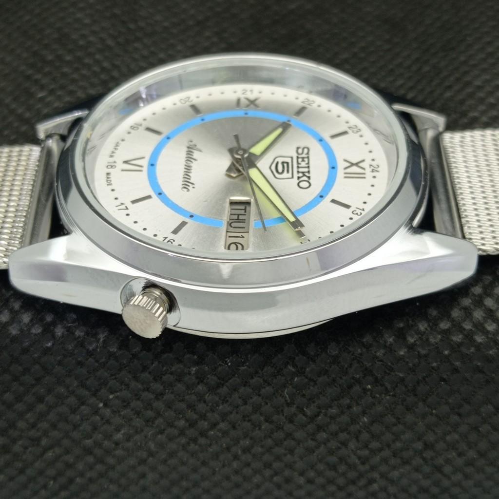 RENOVOVANÉ VINTAGE SEIKO 5 AUTO 7009A JAPONSKO PÁNSKÉ STŘÍBRNÉ HODINKY 593a-a311224-9 SKU593a-a311224
