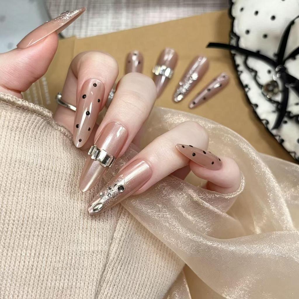 Cat Eye Crushed Diamond Nail Stickers: Rhinestone Sparkle, Whiten Skin Tone, High-End Feel