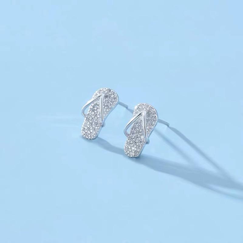 Fashion Jewelry Earrings Shiny Alloy Diamond-studded Ladies Earrings Simple Personality slippers Earrings серебряный