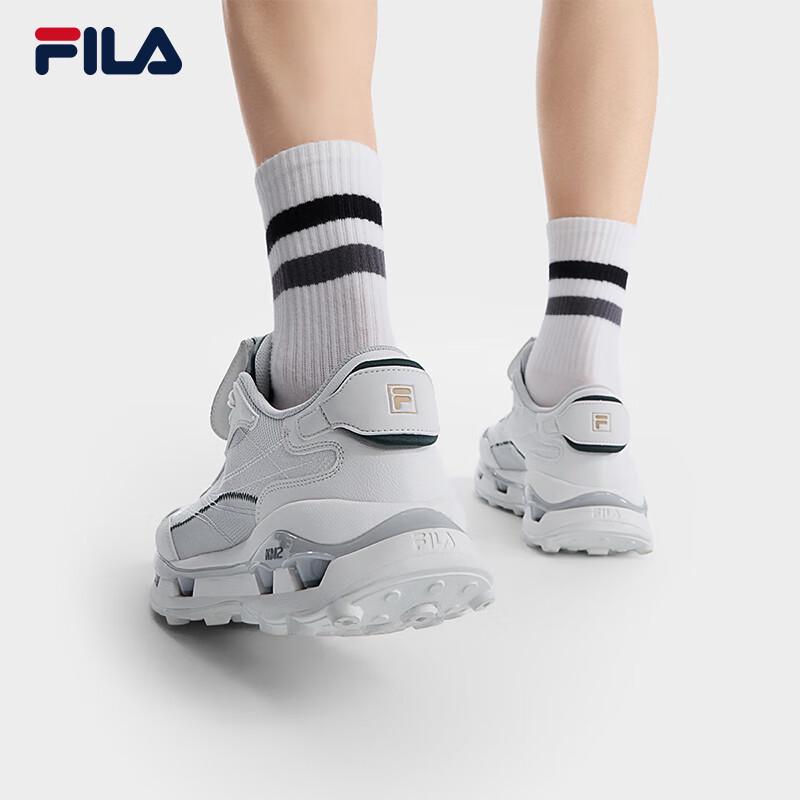 FILA Men's KM2 Dad Shoes