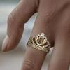 MOM Ring in Kronenform - Stilvolles Muttertagsgeschenk für Frauen