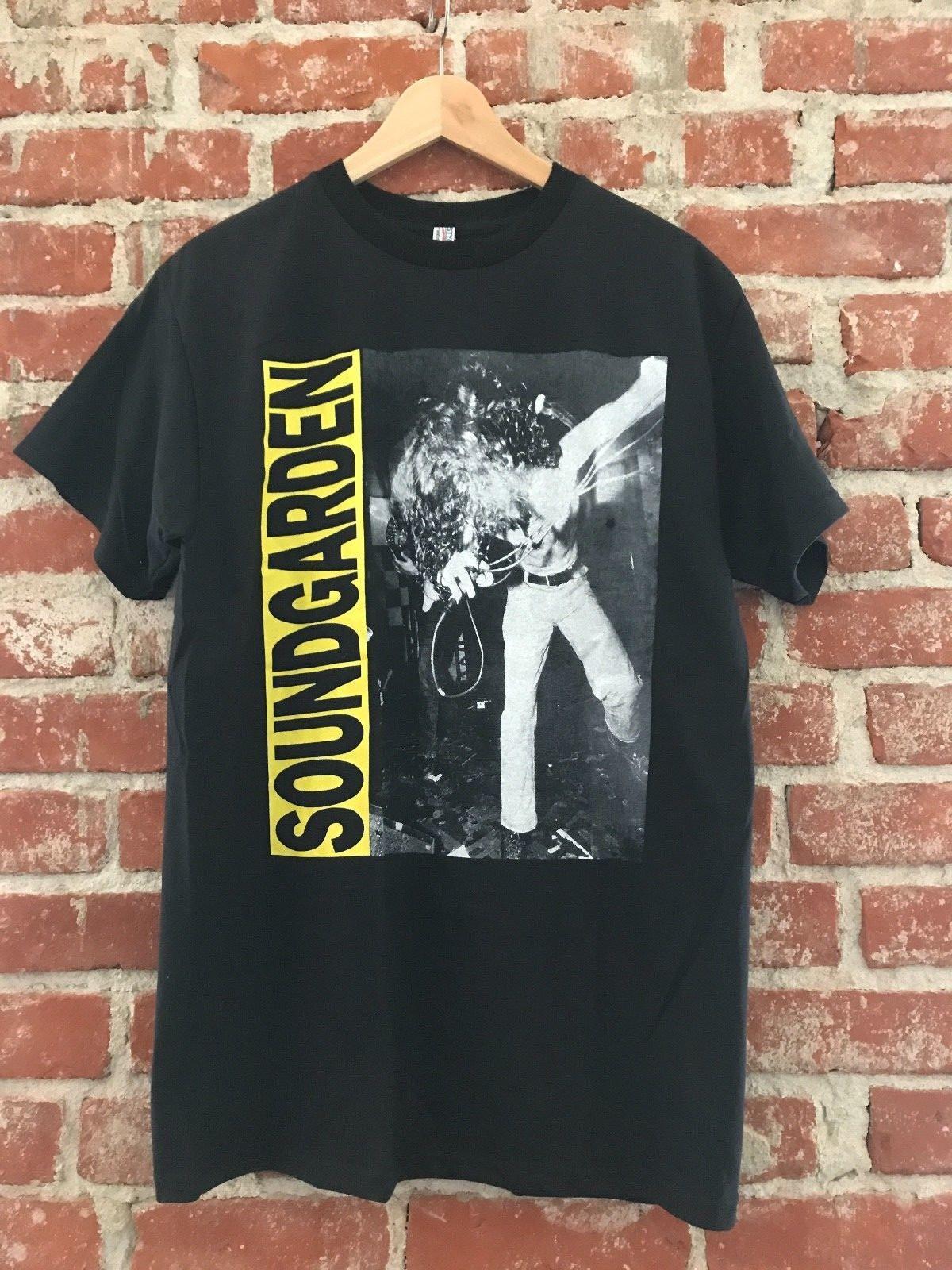 (Officially Licensed) Sound Garden Louder Than Love Band Tee XXXL