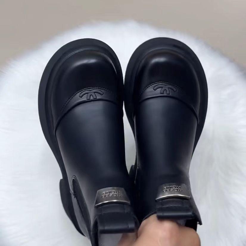 Cizme de piele până la genunchi pentru femei, de toamnă/iarnă 2025, cu căptușeală fleece subțiatoare - Stil britanic Martin Fashion