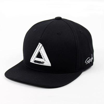 Prosta, unisexowa, jasna czapka z daszkiem z blokadą zatrzaskową