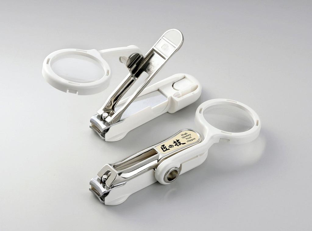 Green Bell Nail Clippers with Magnifying Glass Drawstring (with Pouch)