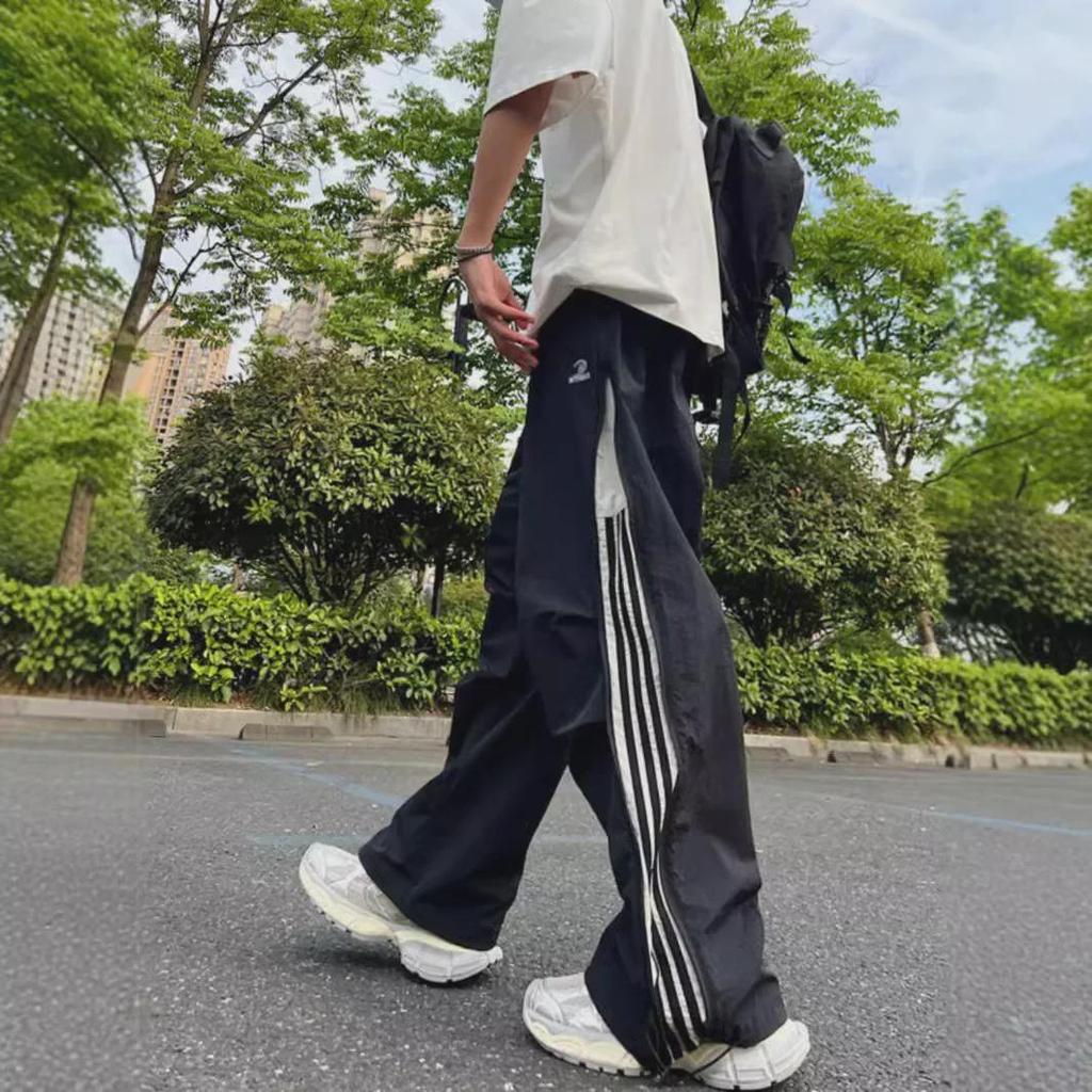 Amerikansk high street-mote: Herre 2024 Hurtigtørkende Løse Rette Hverdagslige Bukser