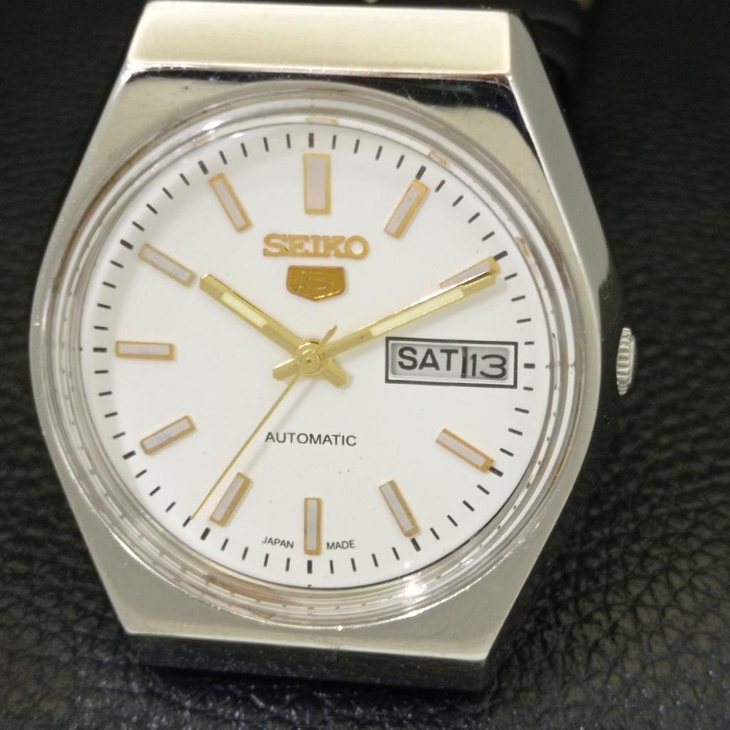 JAPAN 6309A VINTAGE SEIKO 5 AUTOMATIC MENS WHITE COLOR DIAL WATCH A701379-5