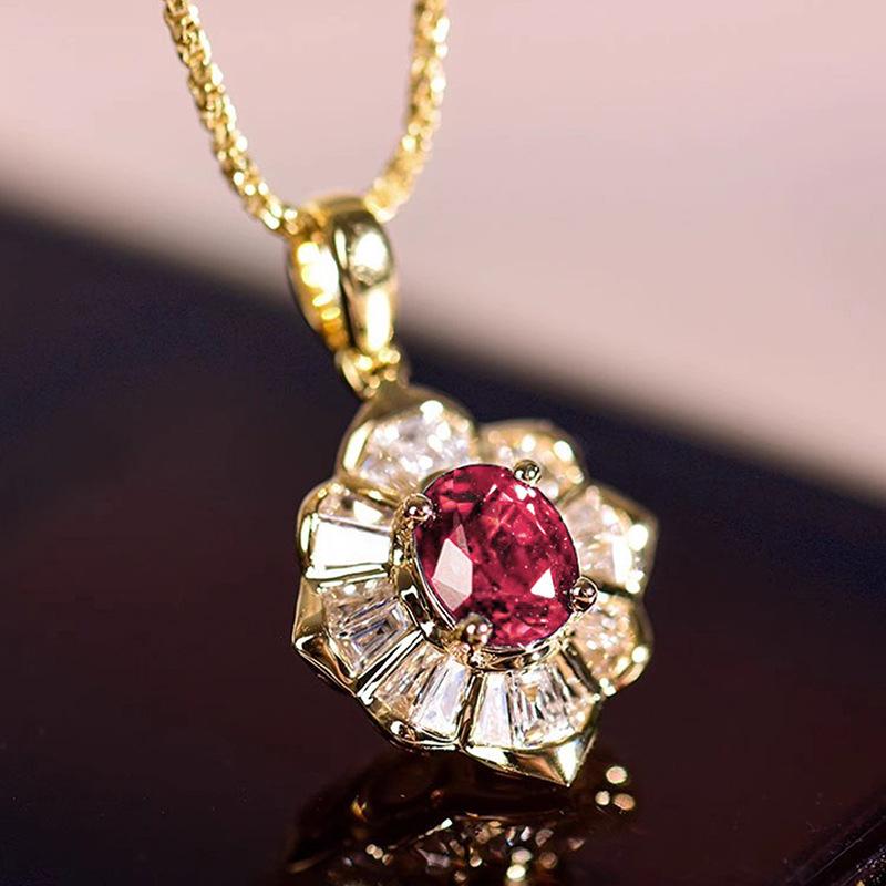 Inlaid Zircon Necklace Women, Geometric Begonia Pendant, Light Luxury Premium Neck Chain