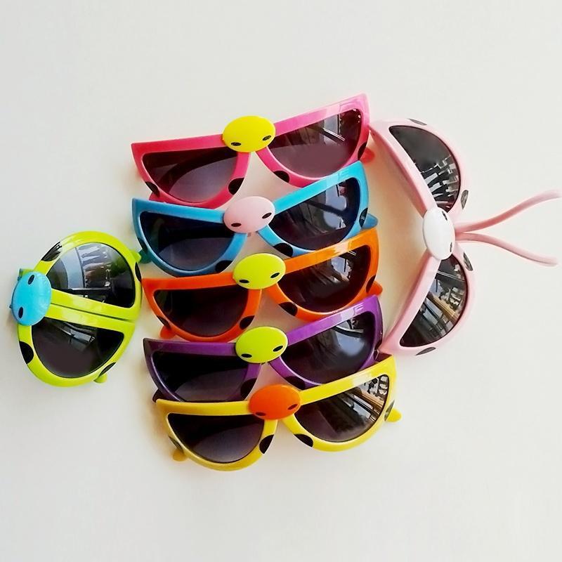 

Милые солнцезащитные очки с изображением божьей коровки для маленьких мальчиков и девочек, складные детские очки с рисунком жука